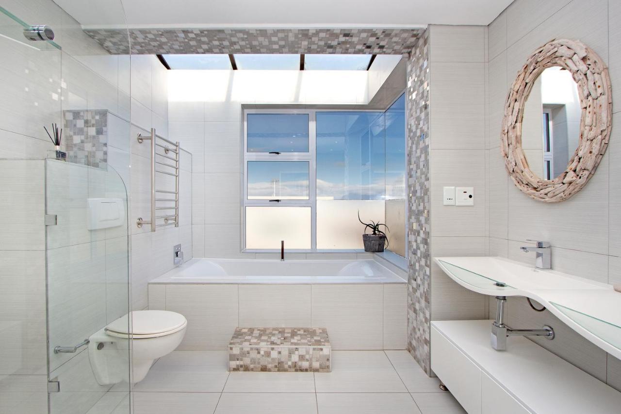Villa Windblom Retreat By Hostagents Città del Capo Esterno foto